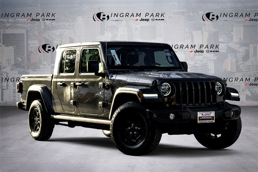 2022 Jeep Gladiator Willys Crew Cab 4WD