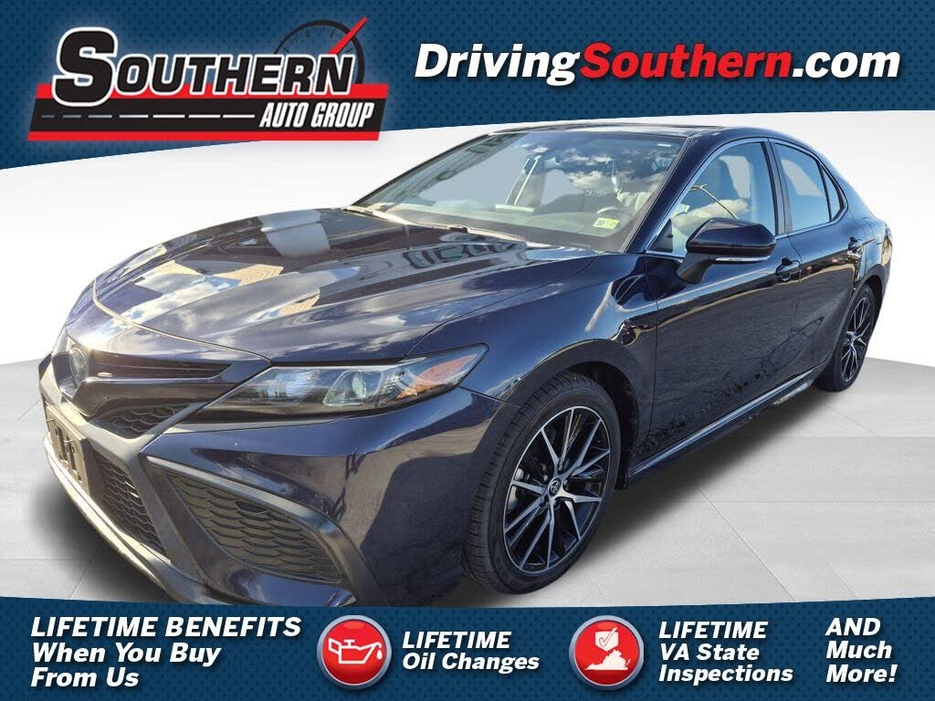 2022 Toyota Camry Hybrid SE FWD