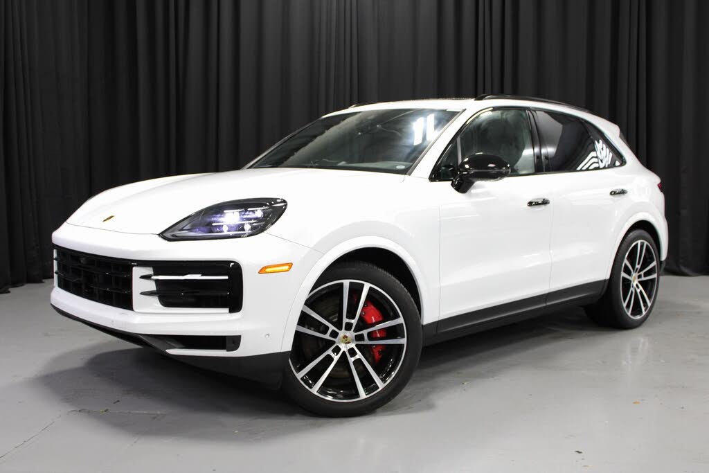 2024 Porsche Cayenne S AWD