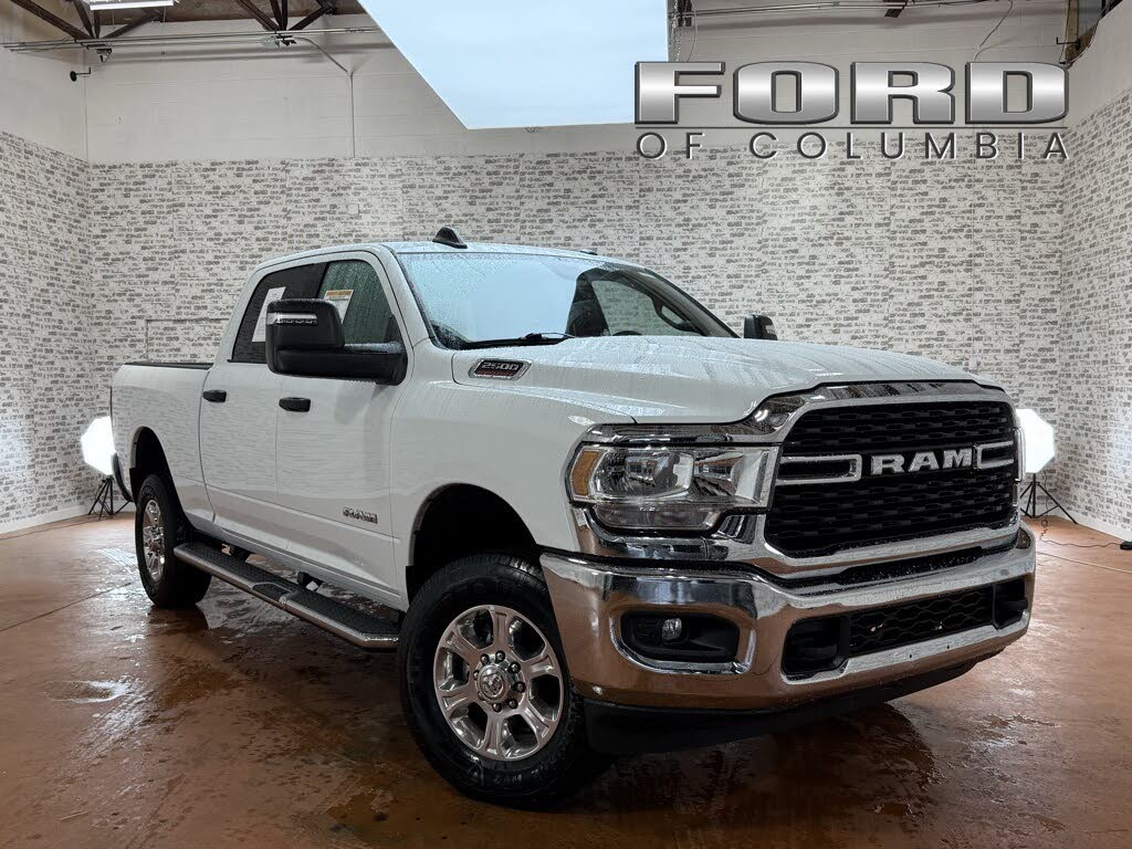 2024 RAM 2500 Big Horn Crew Cab 4WD