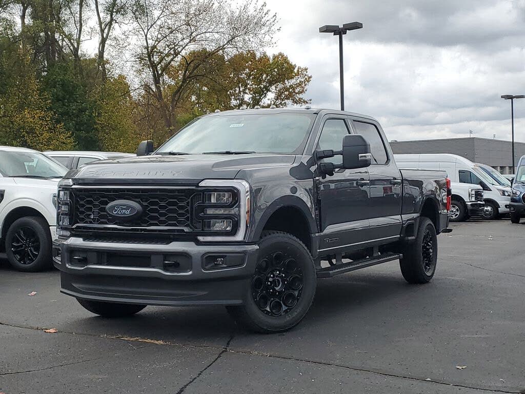 2026 Ford F-350 Super Duty XLT Crew Cab 4WD