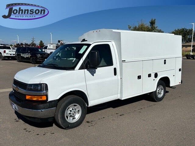 2025 Chevrolet Express Chassis 3500 Cutaway 139