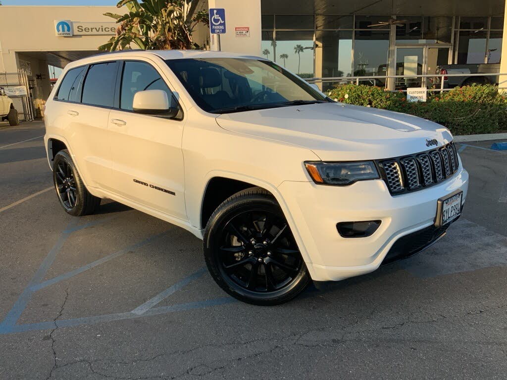2021 Jeep Grand Cherokee Laredo X RWD