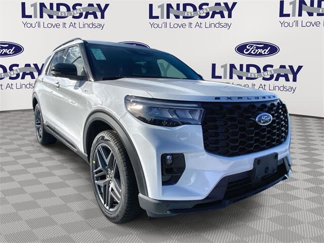 2026 Ford Explorer ST-Line AWD