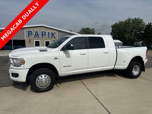 RAM 3500 Big Horn Mega Cab DRW 4WD
