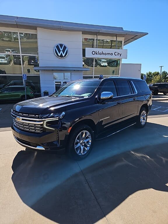 2023 Chevrolet Suburban Premier RWD