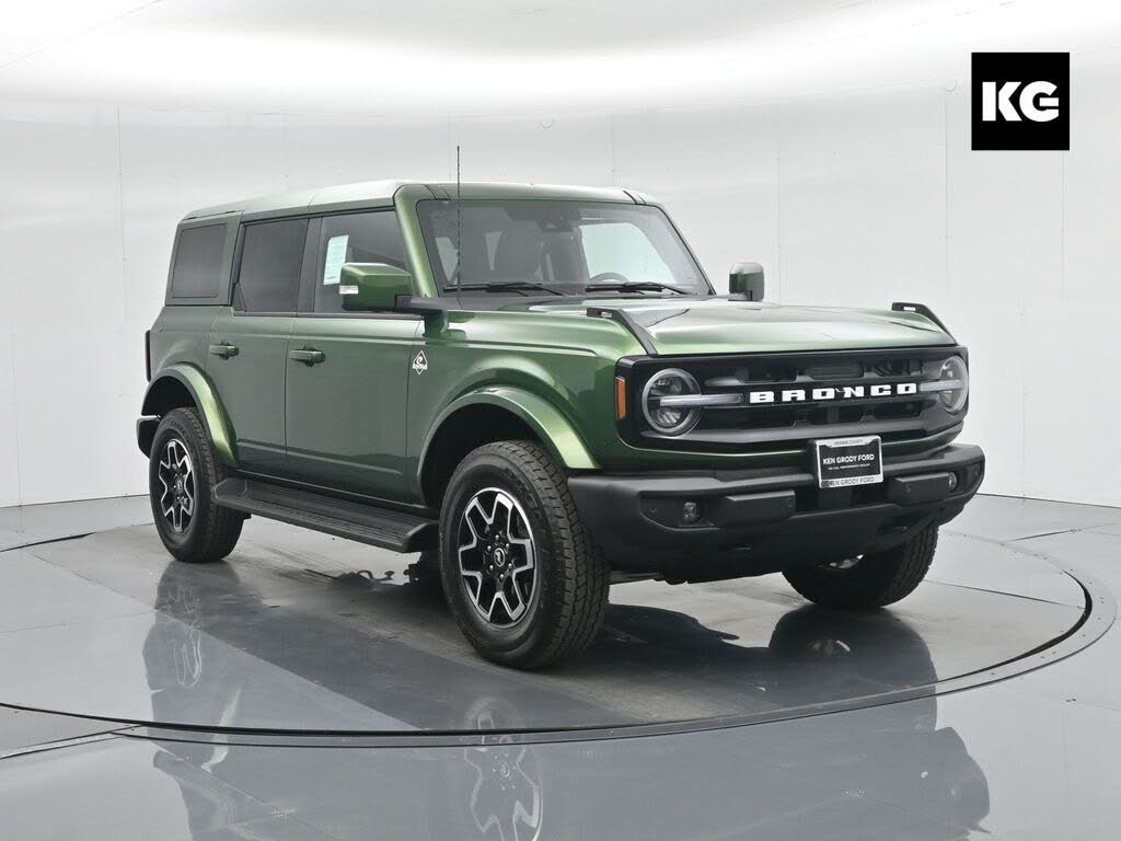 2025 Ford Bronco Outer Banks 4-Door 4WD