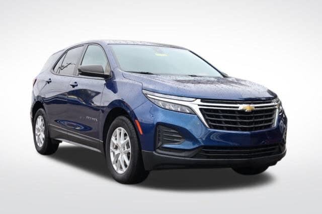 2022 Chevrolet Equinox LS FWD with 1LS