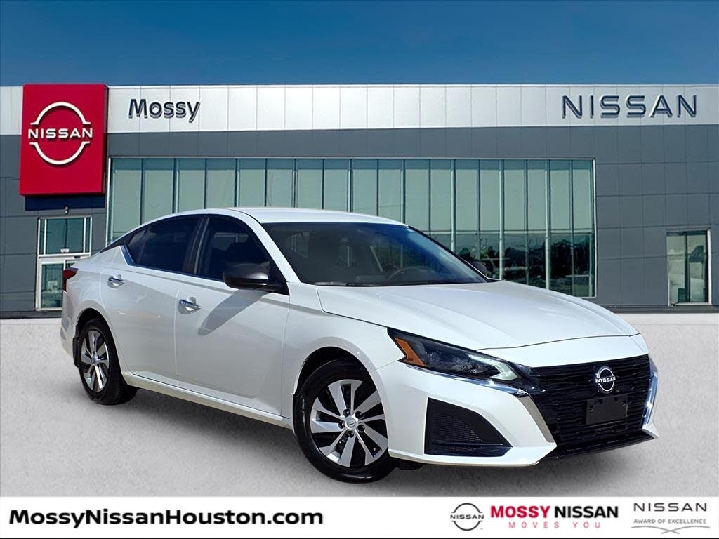 2025 Nissan Altima 2.5 S FWD