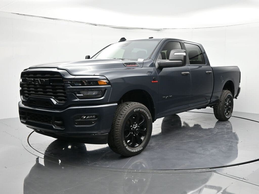 2025 RAM 2500 Big Horn Crew Cab 4WD