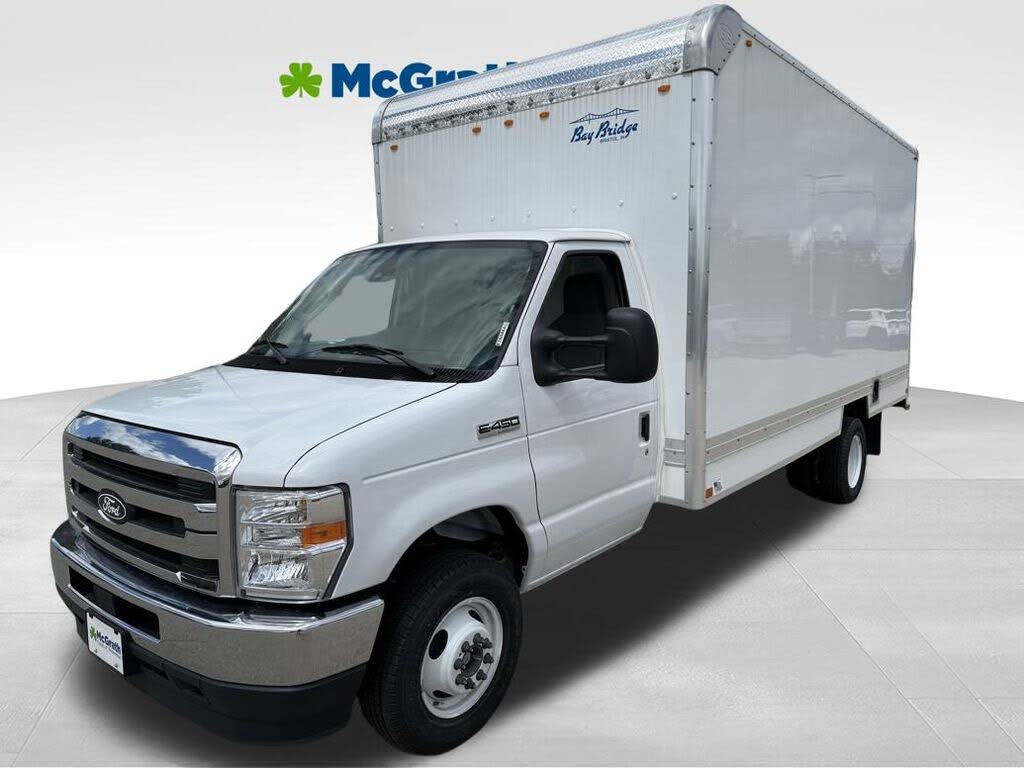 2026 Ford E-Series Chassis E-450 SD Cutaway 158 DRW RWD