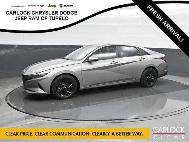 2023 Hyundai Elantra SEL FWD