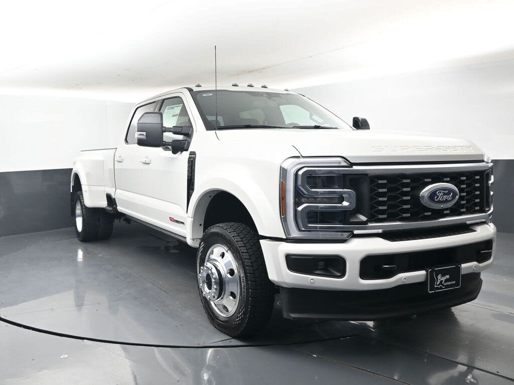 2026 Ford F-450 Super Duty Platinum Crew Cab LB DRW 4WD