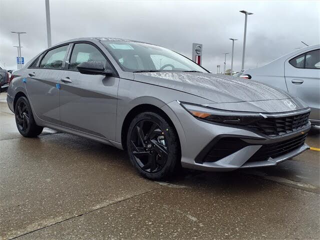 2026 Hyundai Elantra SEL Sport FWD