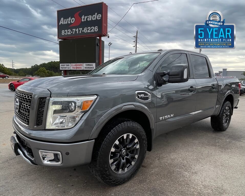 2017 Nissan Titan PRO-4X Crew Cab 4WD