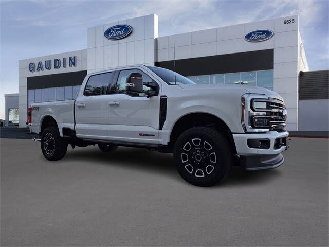 2025 Ford F-350 Super Duty Platinum Crew Cab 4WD