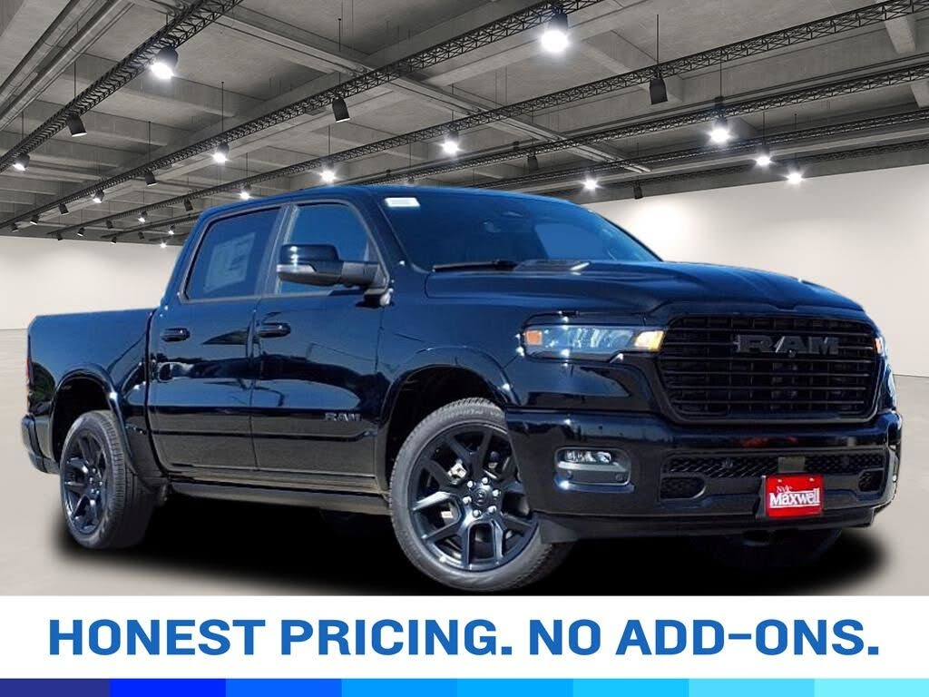 2026 RAM 1500 Laramie Crew Cab 4WD