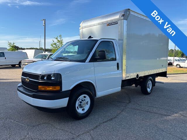 2024 Chevrolet Express Chassis 3500 Cutaway 139