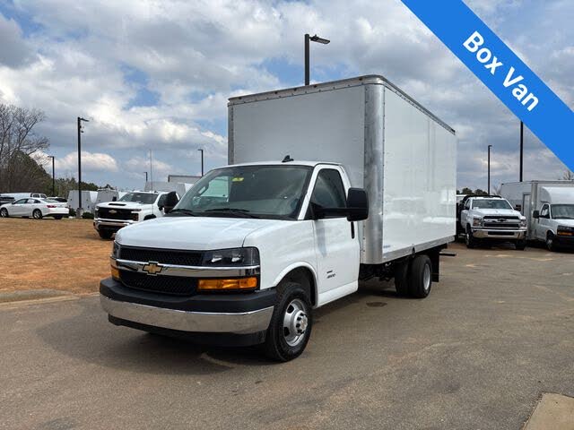 2024 Chevrolet Express Chassis 4500 Cutaway 159