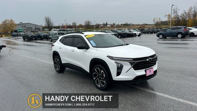 2025 Chevrolet Trax RS with 2RS FWD