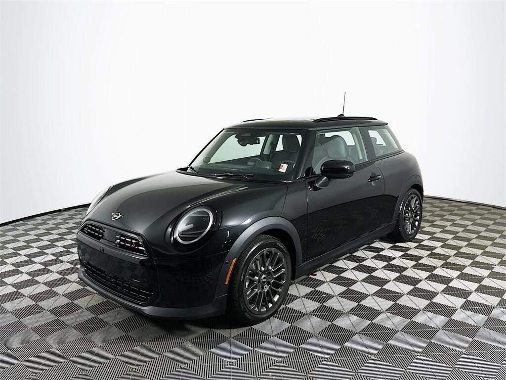 2025 MINI Cooper S Signature Trim 2-door Hatchback