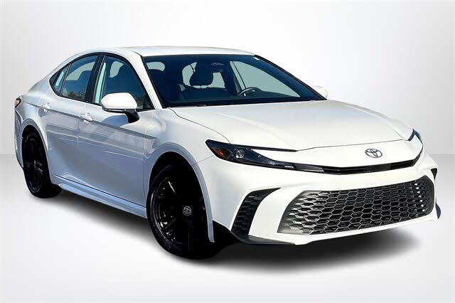 2025 Toyota Camry SE AWD
