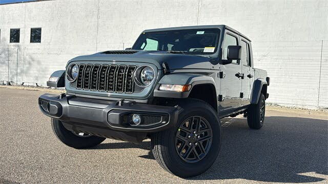 2026 Jeep Gladiator Sport S Crew Cab 4WD