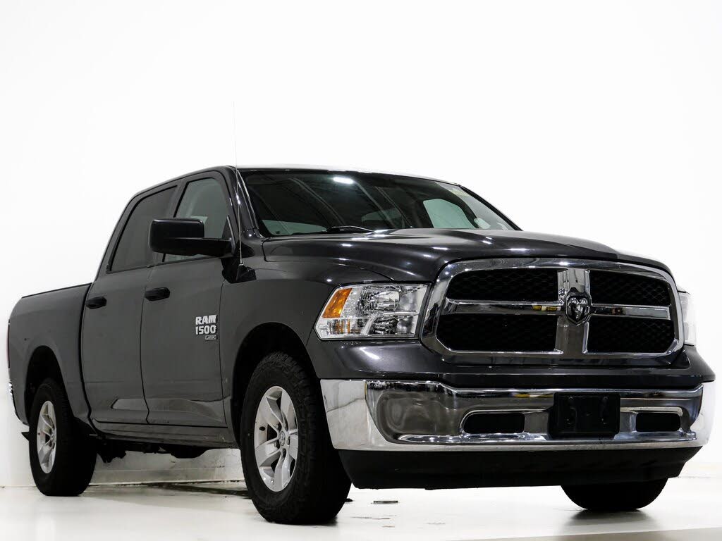 2022 RAM 1500 Classic SLT Crew Cab RWD