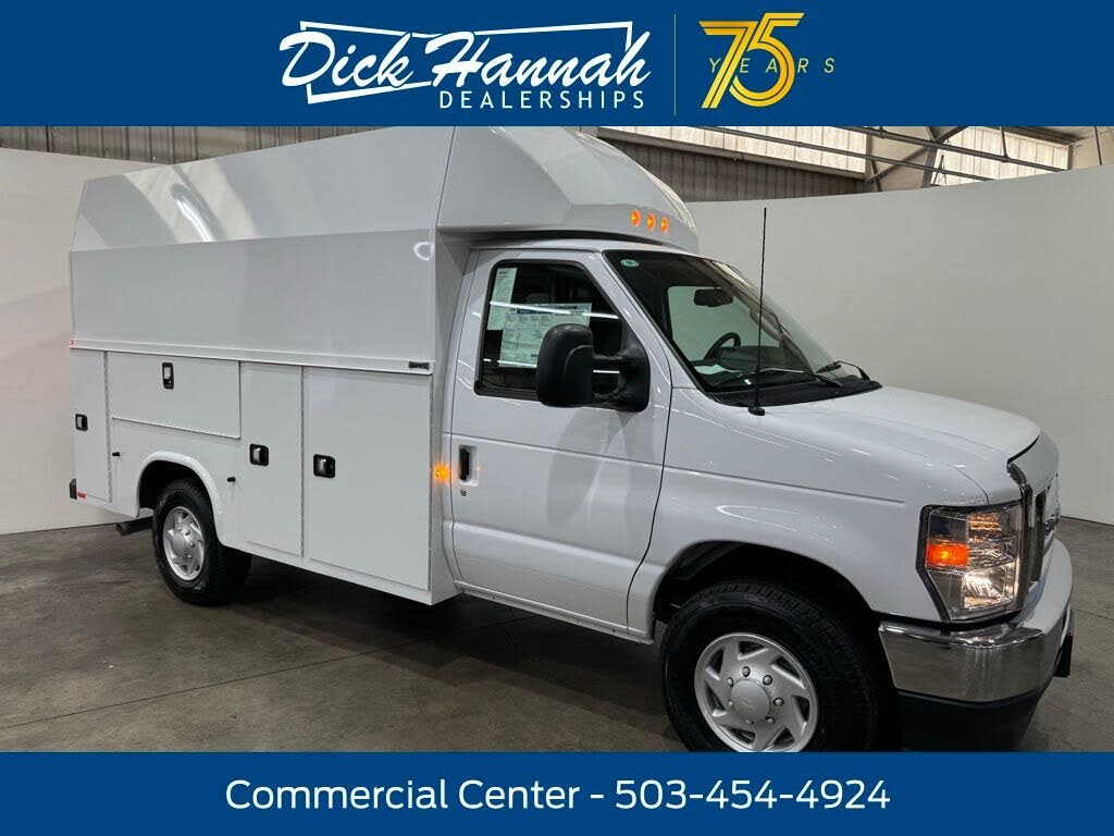 2025 Ford E-Series Chassis E-350 SD Cutaway SB DRW RWD