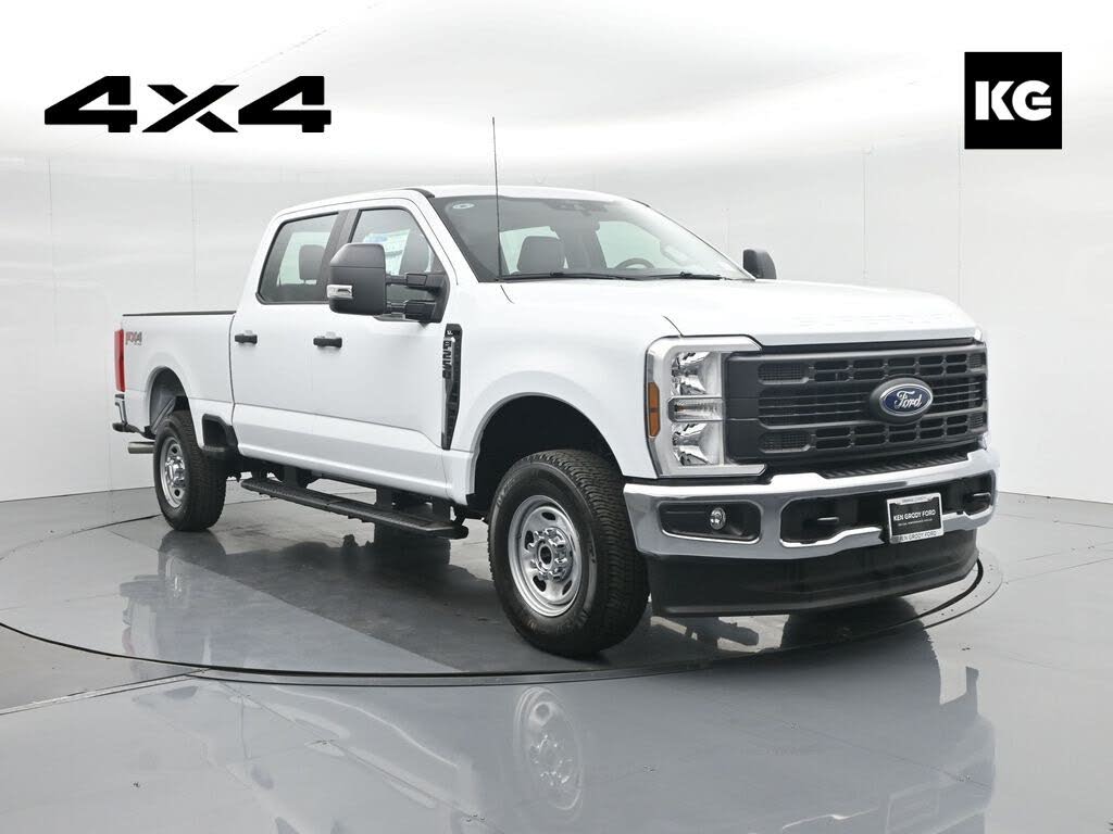 2026 Ford F-250 Super Duty XL Crew Cab 4WD