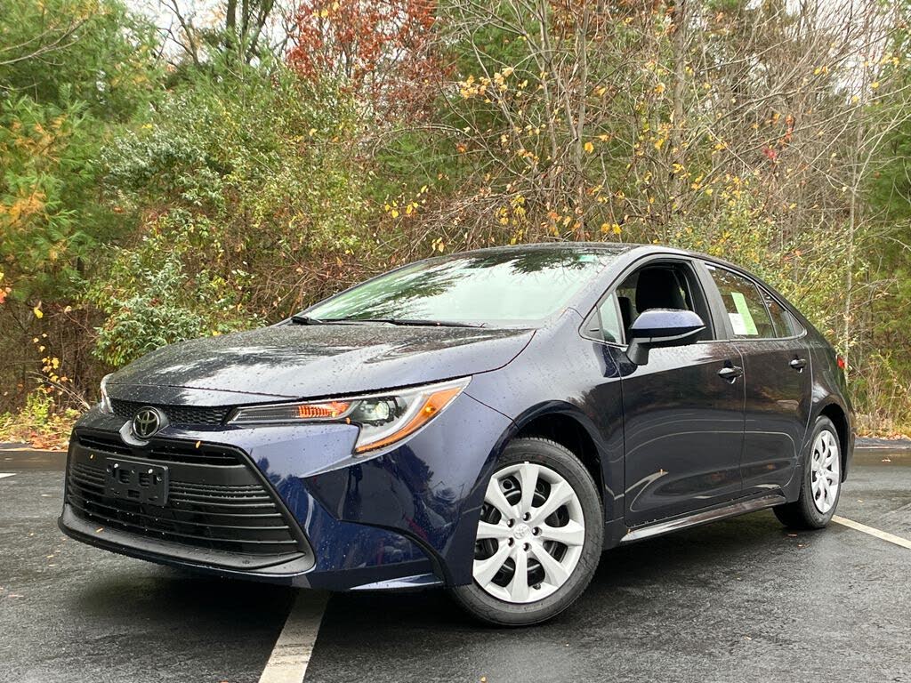 2026 Toyota Corolla LE FWD