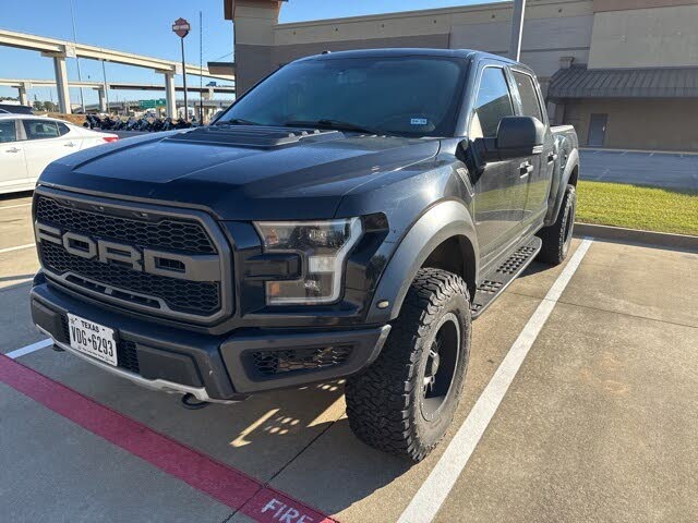 2017 Ford F-150 Raptor SuperCrew 4WD