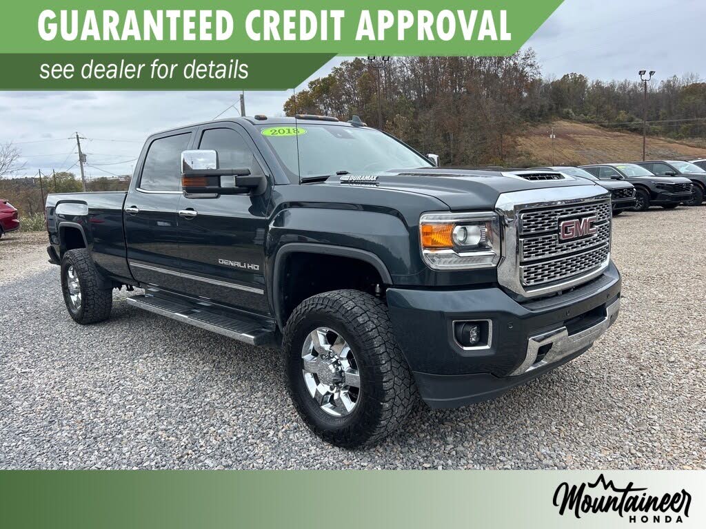 2018 GMC Sierra 3500HD Denali Crew Cab LB DRW 4WD