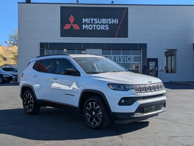 2022 Jeep Compass Latitude 4WD