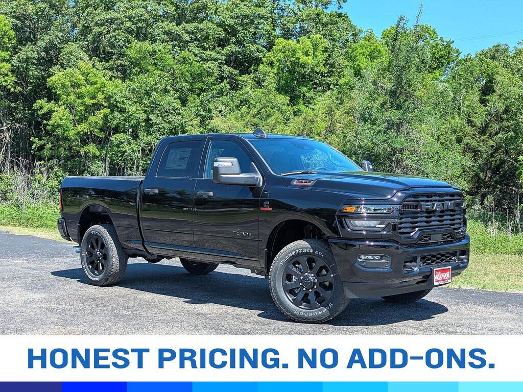 2025 RAM 2500 Big Horn Crew Cab 4WD