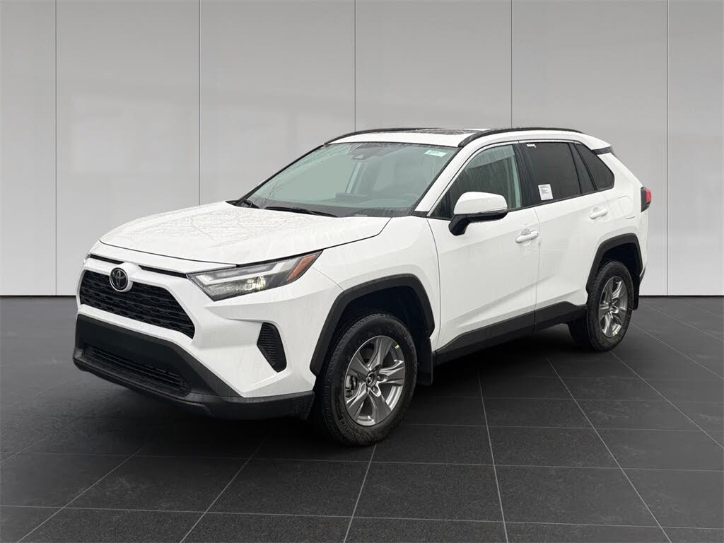 2025 Toyota RAV4 XLE AWD