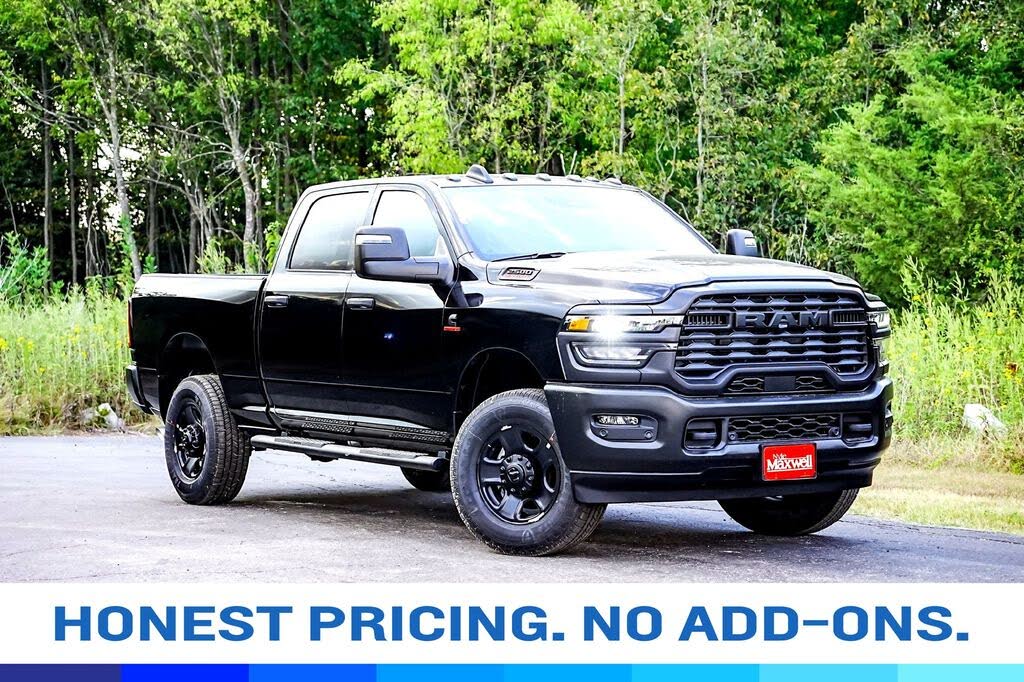 2026 RAM 2500 Tradesman Crew Cab 4WD