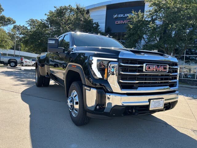 2026 GMC Sierra 3500HD SLE Double Cab LB 4WD