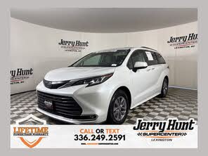 Toyota Sienna XLE 7-Passenger FWD