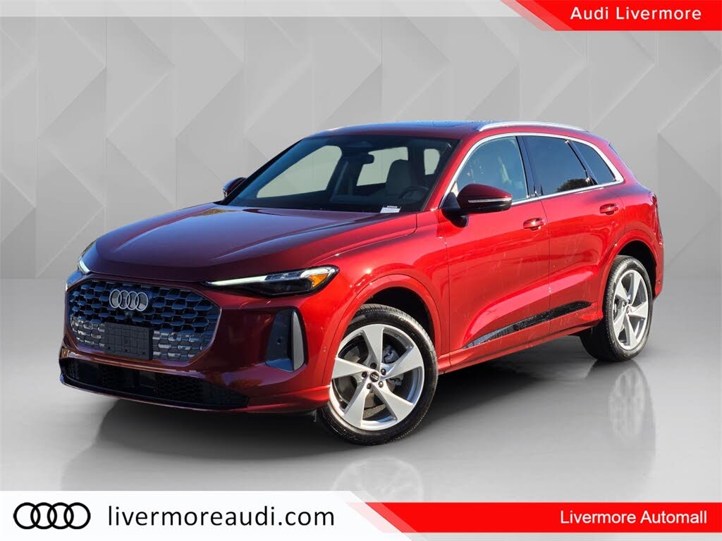 2025 Audi Q5 quattro Premium Plus 40 TFSI