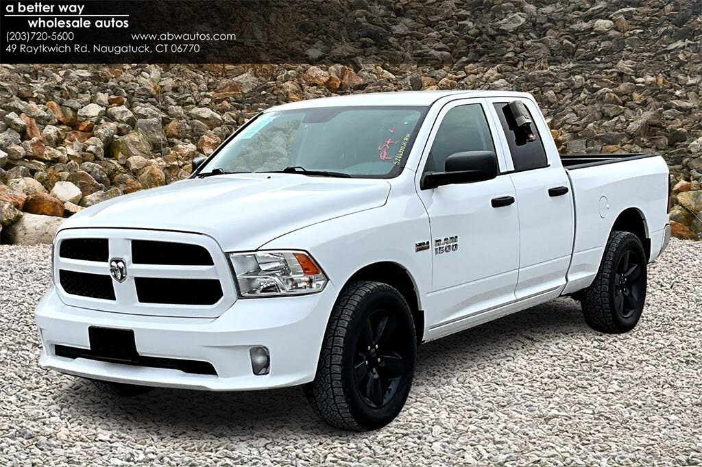 2016 RAM 1500 Express Quad Cab 4WD
