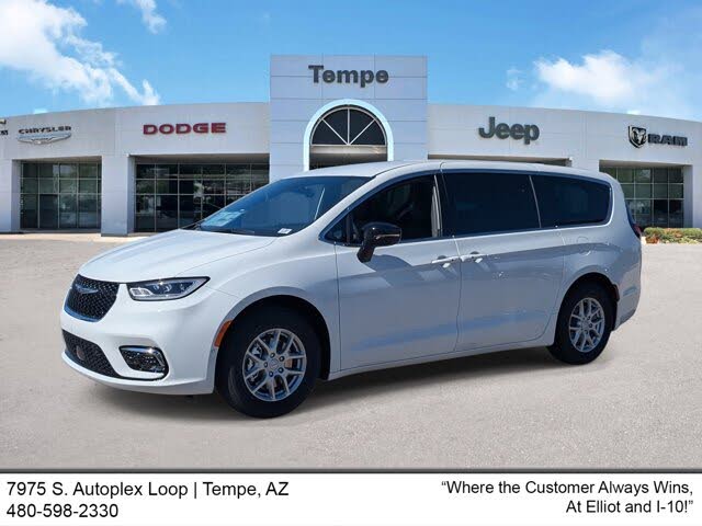 2026 Chrysler Pacifica Select FWD