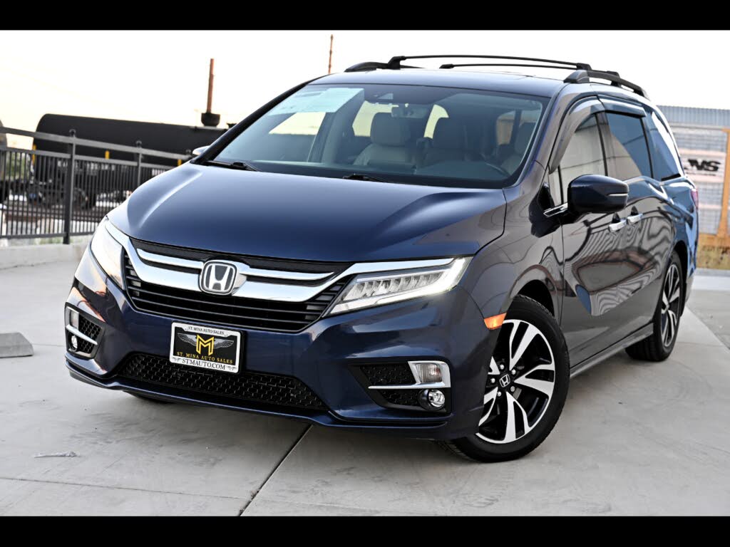 2018 Honda Odyssey Touring Elite FWD
