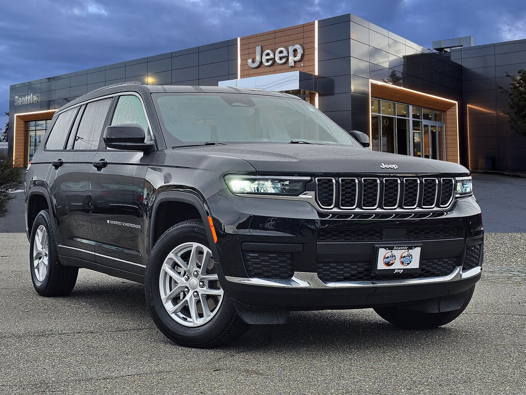 2023 Jeep Grand Cherokee L Laredo 4WD