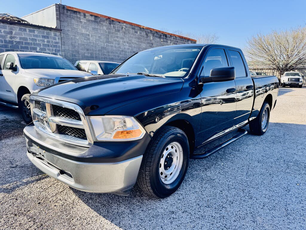 2011 RAM 1500 SLT Crew Cab