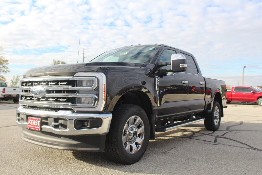 2024 Ford F-250 Super Duty Lariat Crew Cab 4WD