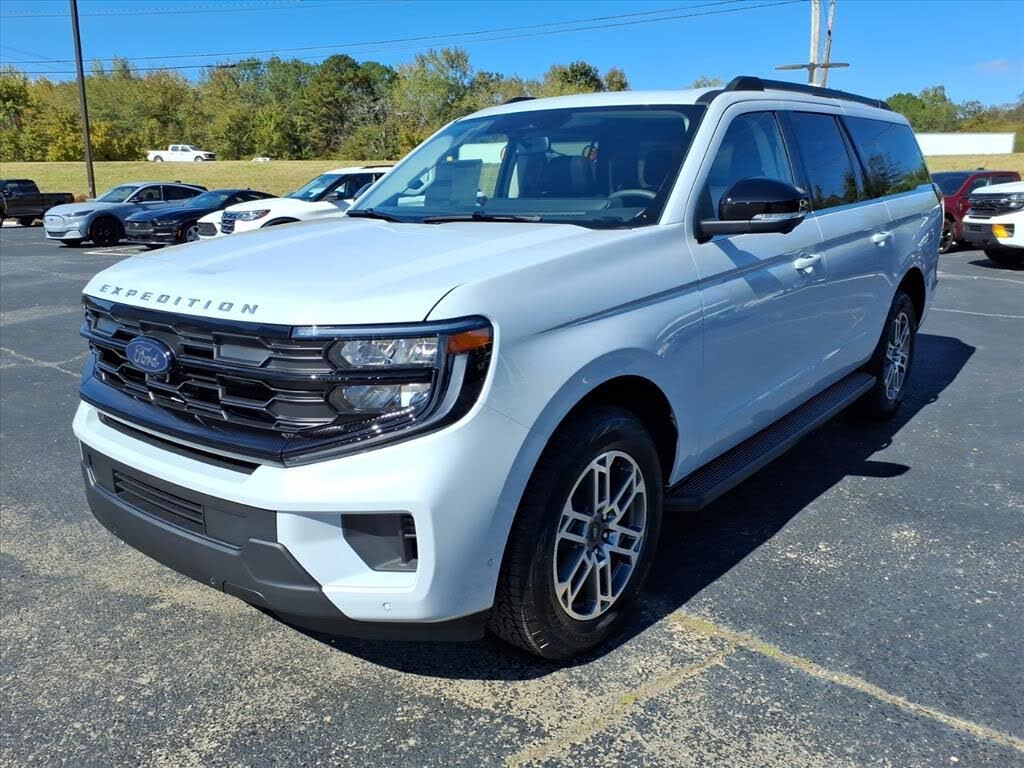 2025 Ford Expedition MAX Active 4WD