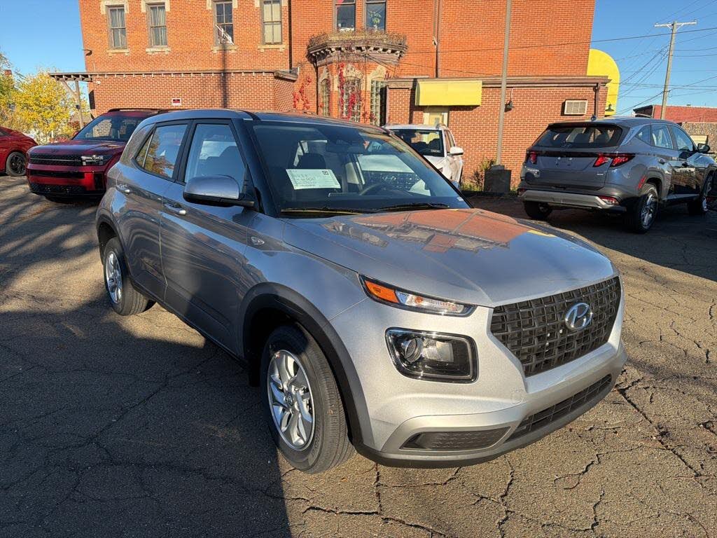 2026 Hyundai Venue SE FWD