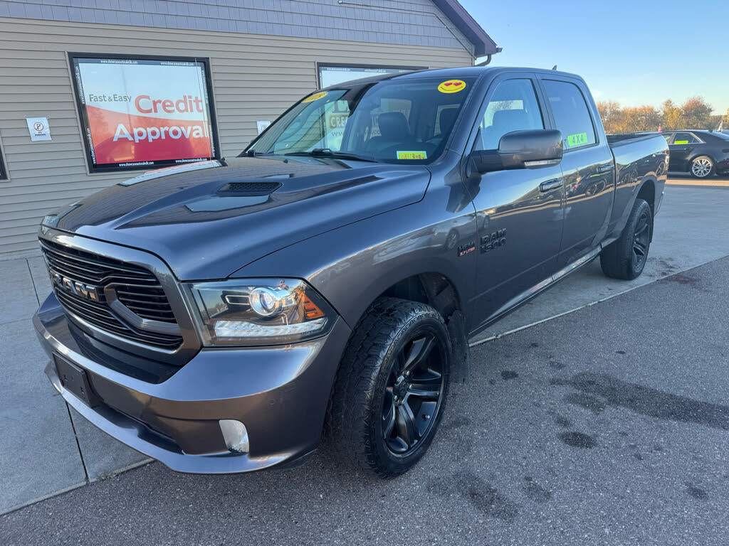 2018 RAM 1500 Sport Crew Cab 4WD