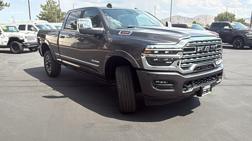 2025 RAM 3500 Limited Crew Cab 4WD
